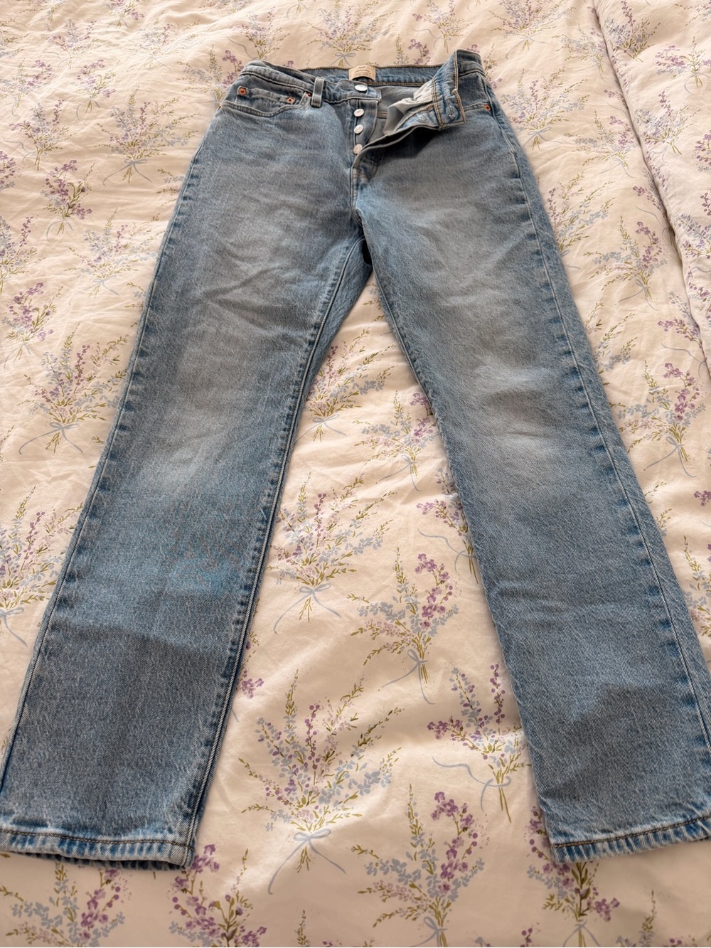 Levi's Women's Light Blue Straight Leg Jeans - Button Fly
